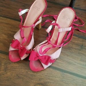 red shoes wood heels